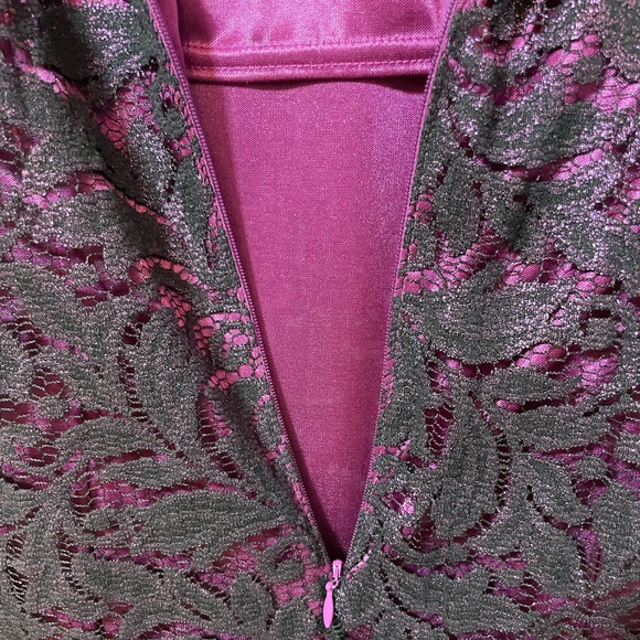 💋 NWT Jax STUNNING Purple/Black Lace Shortsleeved Midi Dress Size 4 - Picture 7 of 15